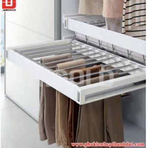 Rổ treo quần áo - Công Ty TNHH TM - XNK Minh Đạt